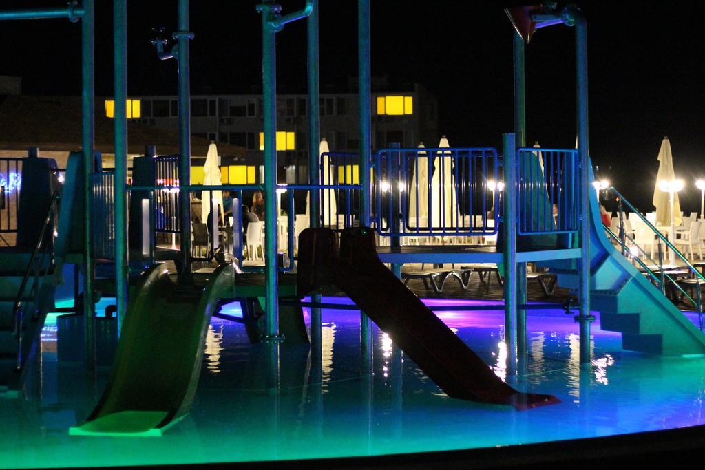 Hotel Promenad Zatoka Exteriér fotografie