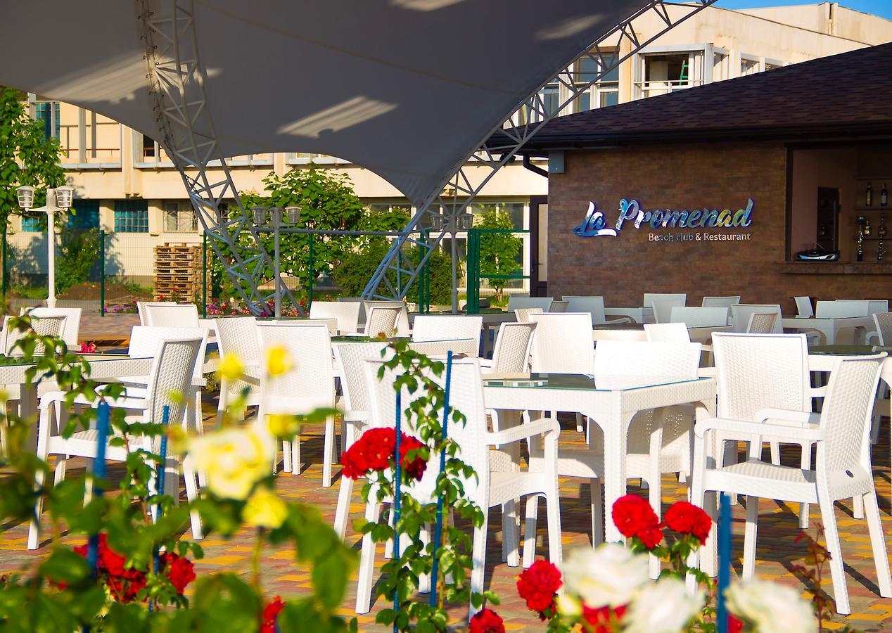 Hotel Promenad Zatoka Exteriér fotografie