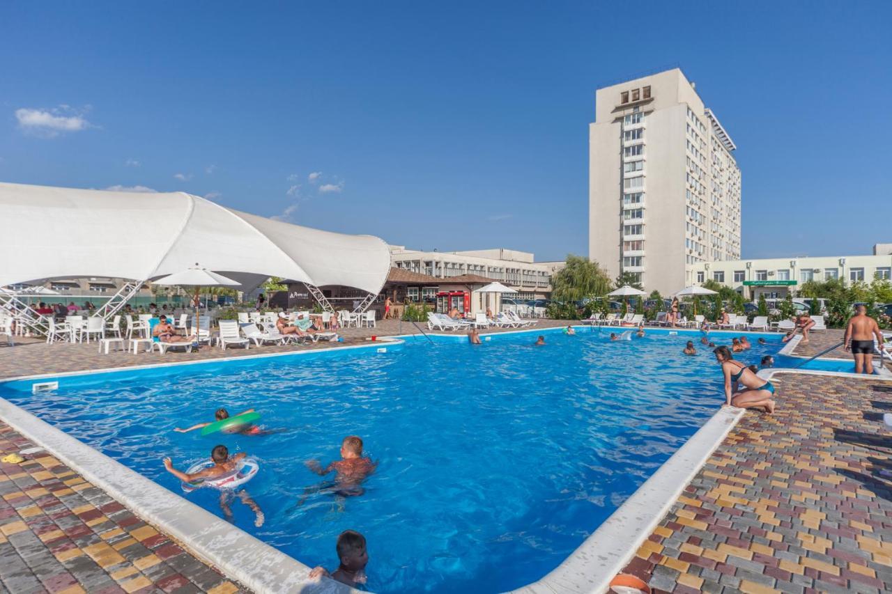 Hotel Promenad Zatoka Exteriér fotografie
